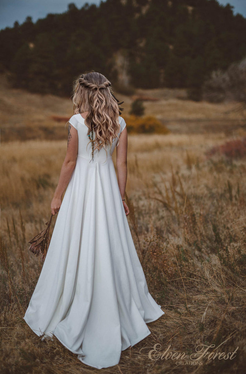 semileven boho wedding dress Simply Bohemian SAU LEE Isa Mini up detail and rounds Long Sleeve Evening Dresses color:LightGrey / White